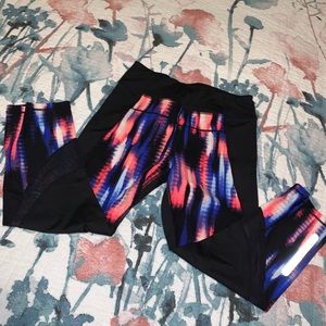 CALVIN KLEIN CAPRI LEGGINGS